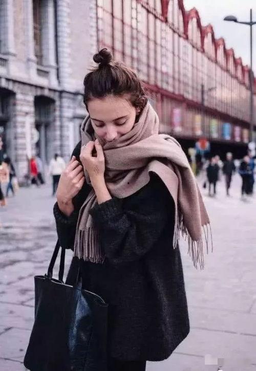 围巾搭配图片,时尚与温度的完美融合