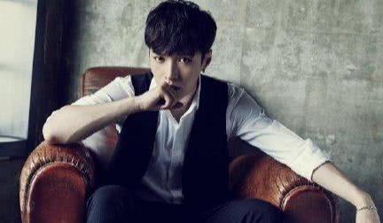 张艺兴现在在韩国评价,从流量偶像到文化使者