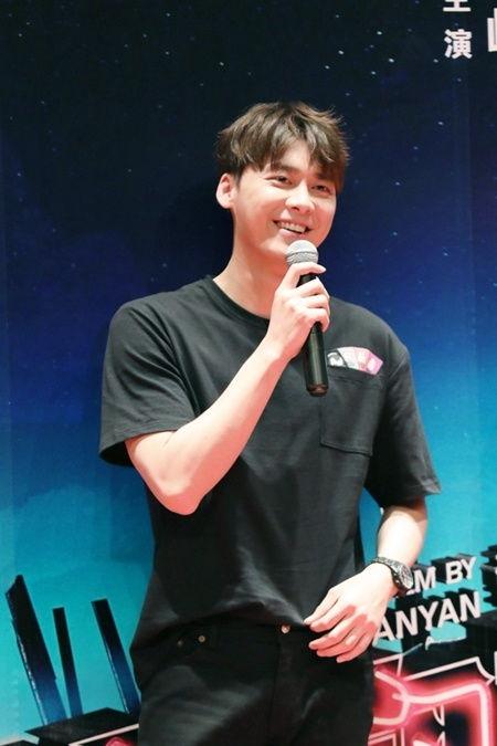 韩国媒体评价李易峰,中国影视界的新星闪耀