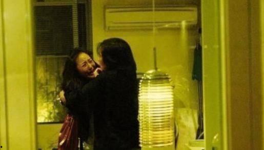 吻戏床戏裸体男女,床戏吻戏裸体交织的青春禁忌