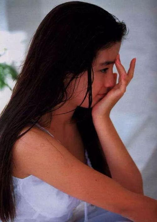 日本裸的女人写真,文化冲突与审美争议