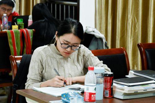 河科大宋钊的最新图片,魅力四溢，风采依旧